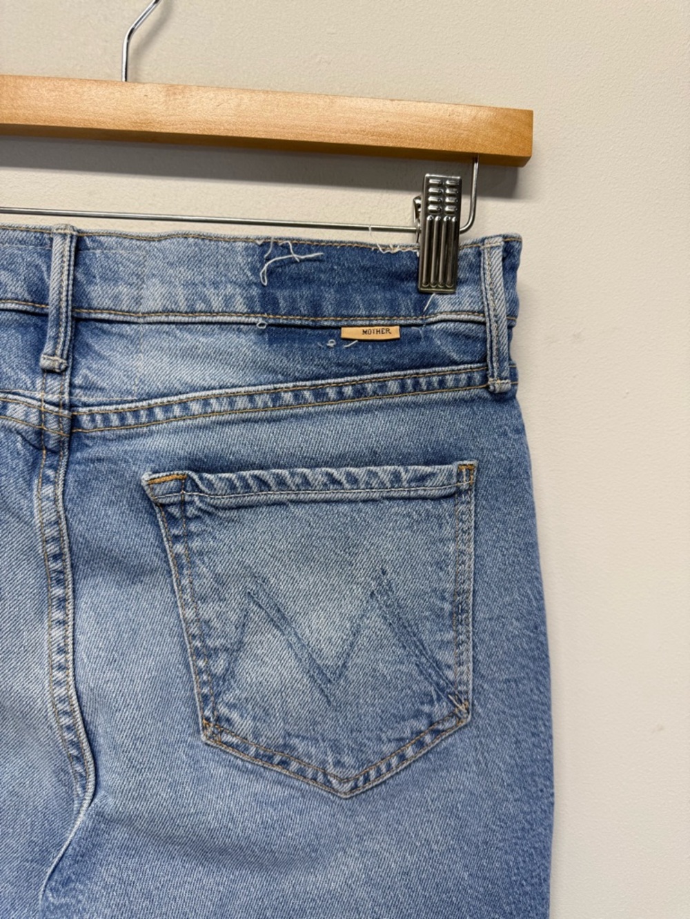 MOTHER Light Blue Denim Jeans Raw Hem Women’s 27 Rascal Hover EUC